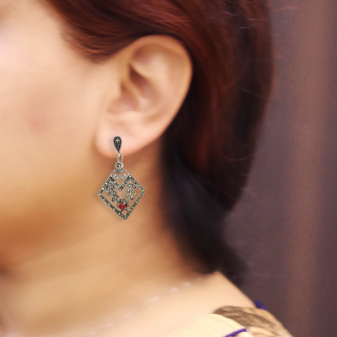 marcasite  diamond shaped design danger earring set