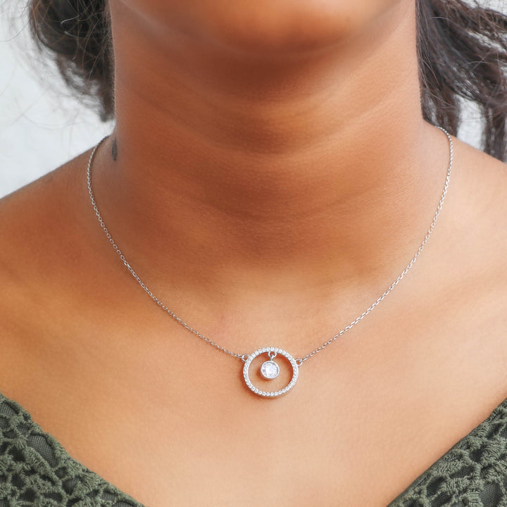 Solitaire in Circle Pendant chain Silver Necklace
