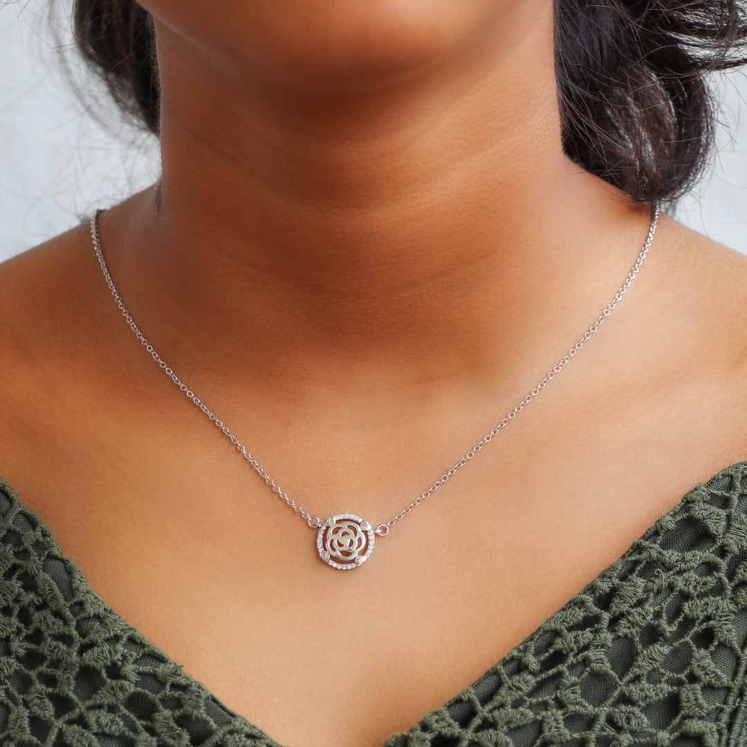 Flower etched inside Circular stones Pendant with chain Necklace