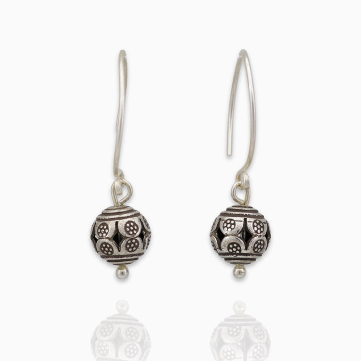 quick wear design dangler earring set