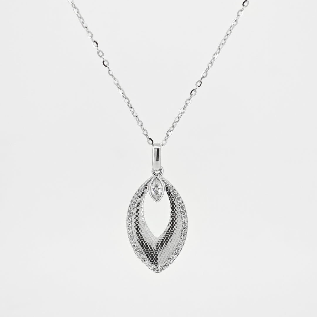 925 silver pendant with chain - "Elevate your look with the elegance of silver – simple, chic, and beautifully crafted.