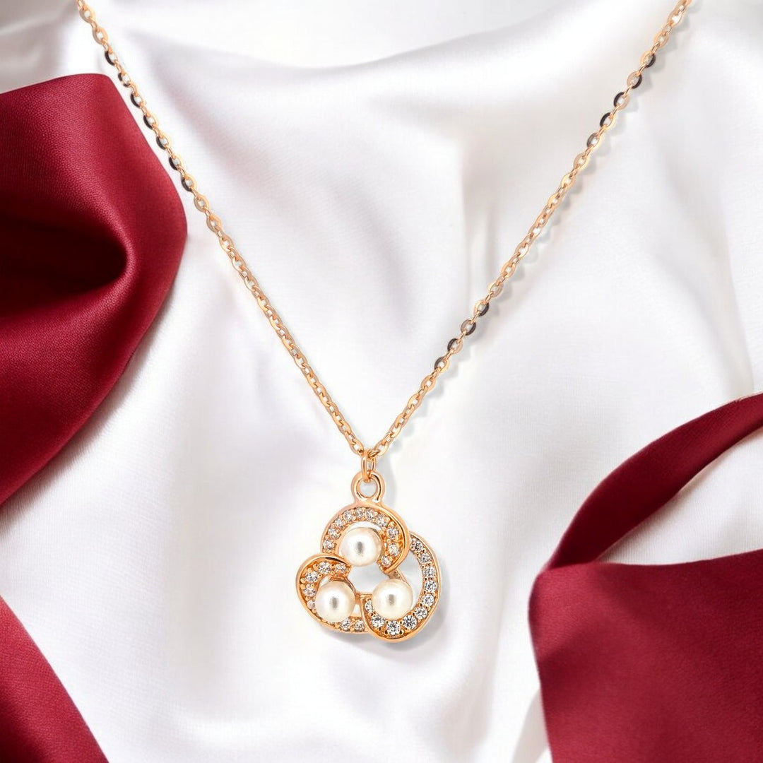 925 silver pendant with chain - "Subtle shine, endless style – this pendant with chain is your new everyday essential."