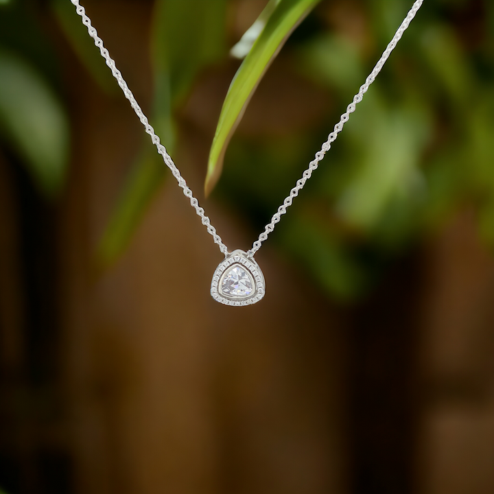 925 silver pendant with chain - "A timeless pendant for every occasion. Wear it alone or layer it up!"