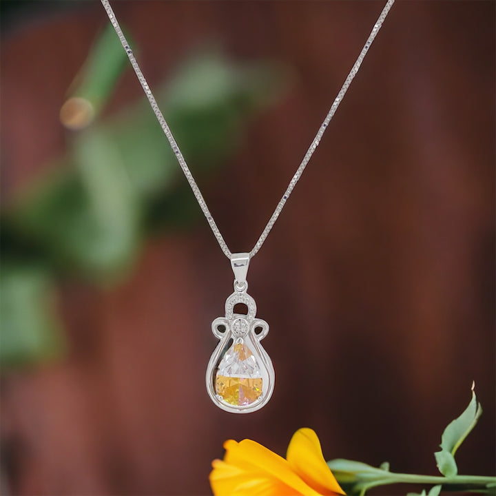 925 silver pendant with chain - Make every moment sparkle with this elegant pendant and chain – crafted to perfection."