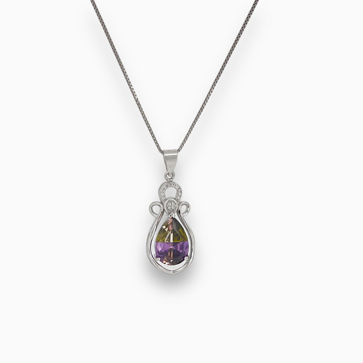 925 silver pendant with chain - "Designed to dazzle, crafted to last. Embrace the elegance of silver with BeSilver."