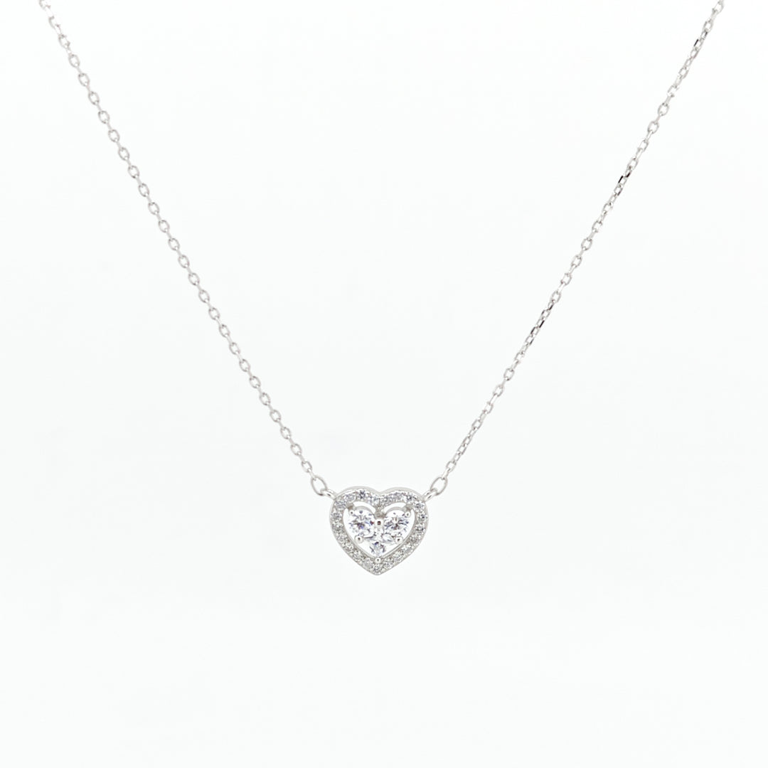 925 silver pendant with chain - A touch of silver, a world of elegance. Discover the beauty of simplicity with BeSilver."