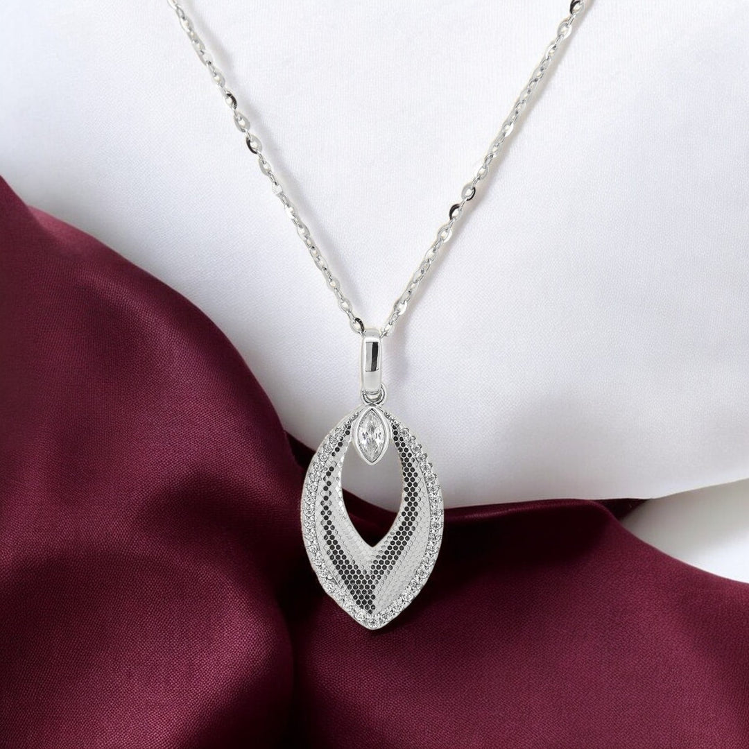 925 silver pendant with chain - "Elevate your look with the elegance of silver – simple, chic, and beautifully crafted.