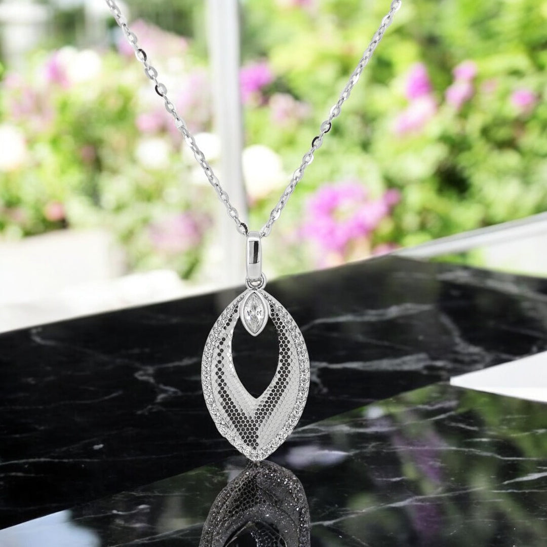 925 silver pendant with chain - "Elevate your look with the elegance of silver – simple, chic, and beautifully crafted.